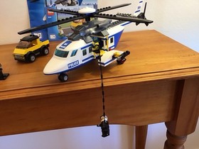 Lego 3658 City Police Helicopter Complete Set With Minifigures Manuals
