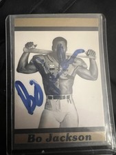 Bo Jackson Autographed Card RARE BO KNOWS**