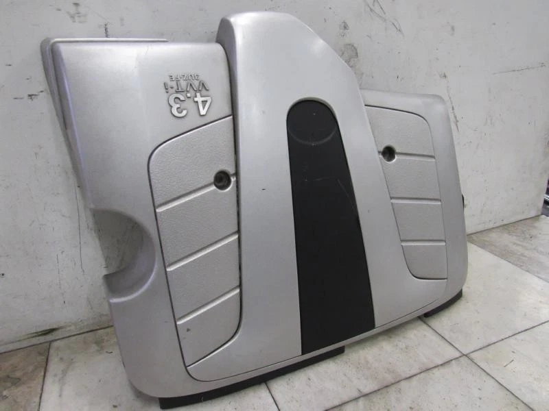 Tampa do motor 01 02 03 04 05 06 LEXUS LS430 - Imagem 4 de 4