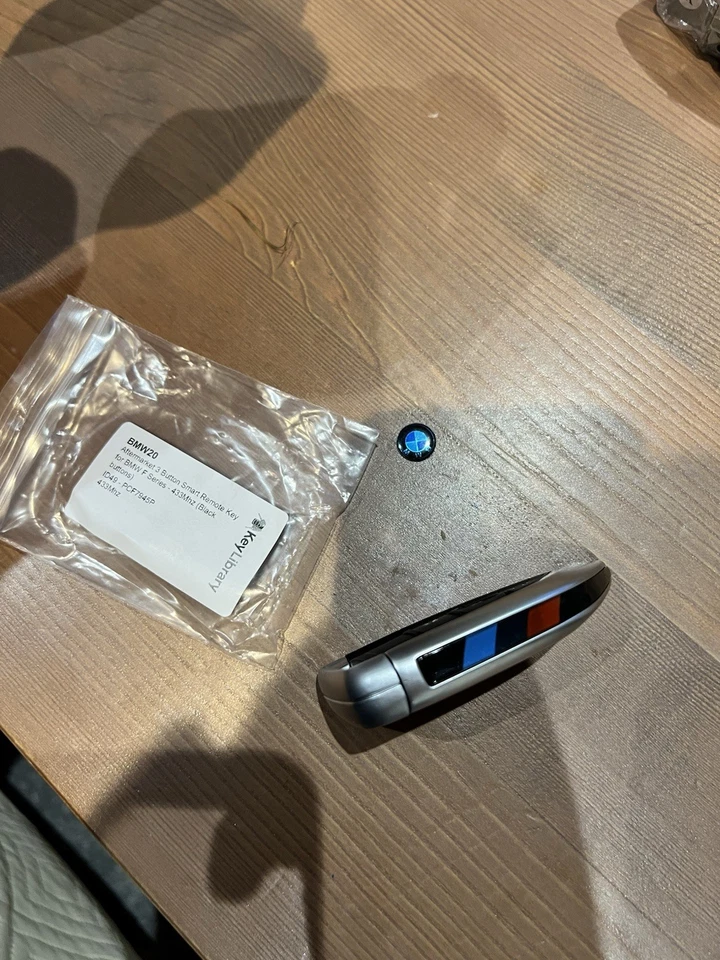 NEW OEM BMW G SERIES REMOTE KEYLESS GO KEY 433MHZ 49CHIP FCC ID: N5F-ID21A BDC2 - Image 2 of 2