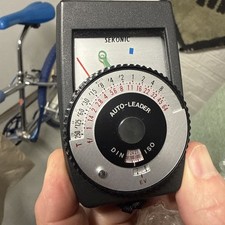 SEKONIC AUTO LEADER L-188 COMPACT HANDHELD EXPOSURE METER WITH STORAGE CASE New