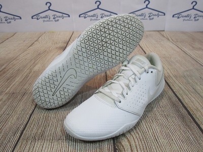 nike women's sideline iv cheerleading shoes