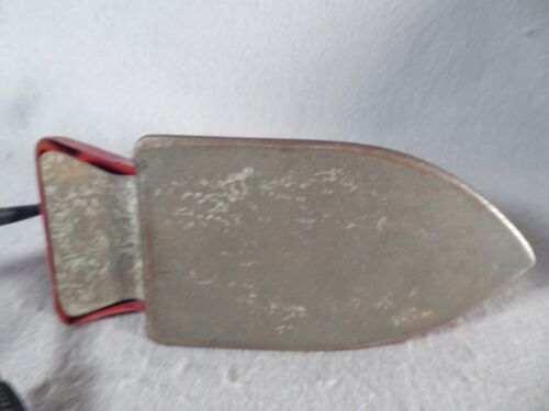 Vintage Children's Toy Red Electric Iron Wolverine Company 1950s Metal Ironing - Picture 5 of 7