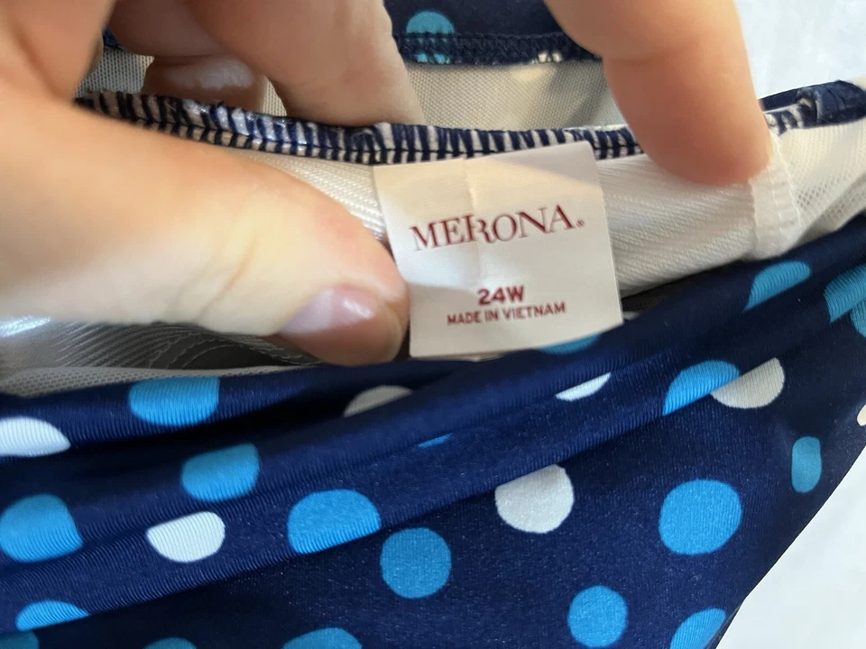 Traje de baño Merona 24W azul a lunares de una pieza Foto 2 de 4