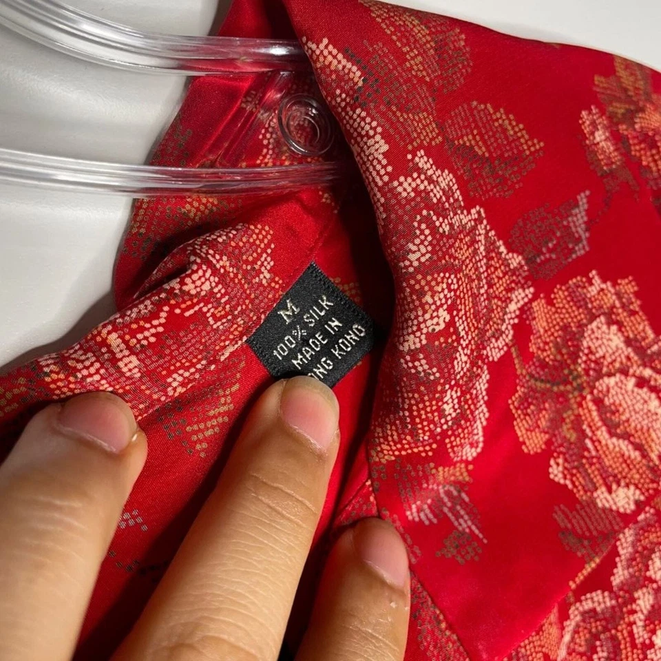 Linda Allard for Ellen Tracy 女式纽扣衬衫 M 码红色超大花卉 — 第 4/4 张图片