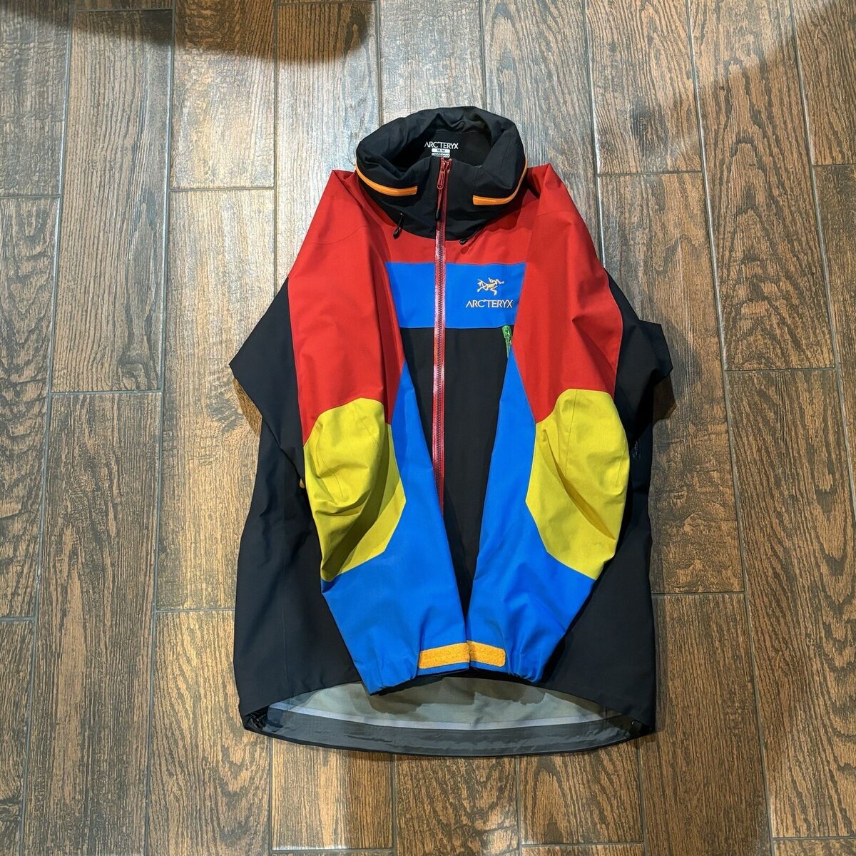 Arc'teryx Theta SV Beams 35th Anniversary Edition Mens Medium | eBay Arc'teryx Theta SV Beams 35th Anniversary Edition Mens Medium | eBay
