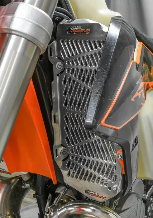 Enduro Engineering Billet Radiator Guard GASGAS 21-25 KTM HUSQVARNA 2018-2025 - Image 2 of 4