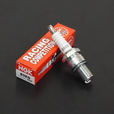 Bougie d'allumage NGK pour Moto Husqvarna 125 SMR4 2012 à 2013 B9EG / 3530 Neuf - Photo 1/4