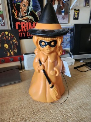 Halloween Light Up Witch Plastic Blow Mold New