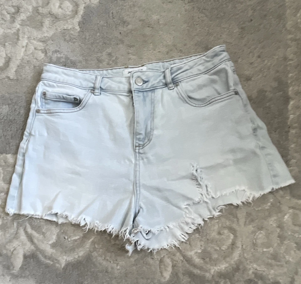 Jack Wills Women’s Light Wash Blue Denim Cut-Off Shorts High Rise W30 size 12 - Image 1 of 4
