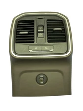 2015-2018 Porsche Macan Rear Console Climate Control W/ Heat Seats+Vent *Scrape*