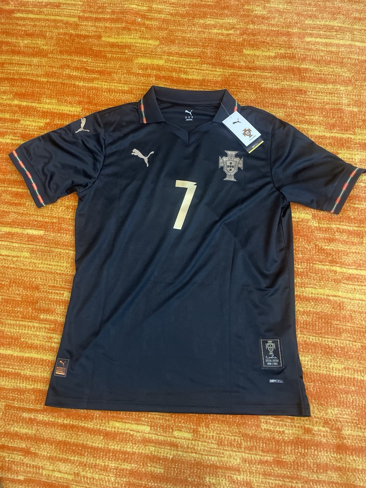 Cristiano Ronaldo New Jersey CR7 black  Portugal  25–26 Players Version Size XL