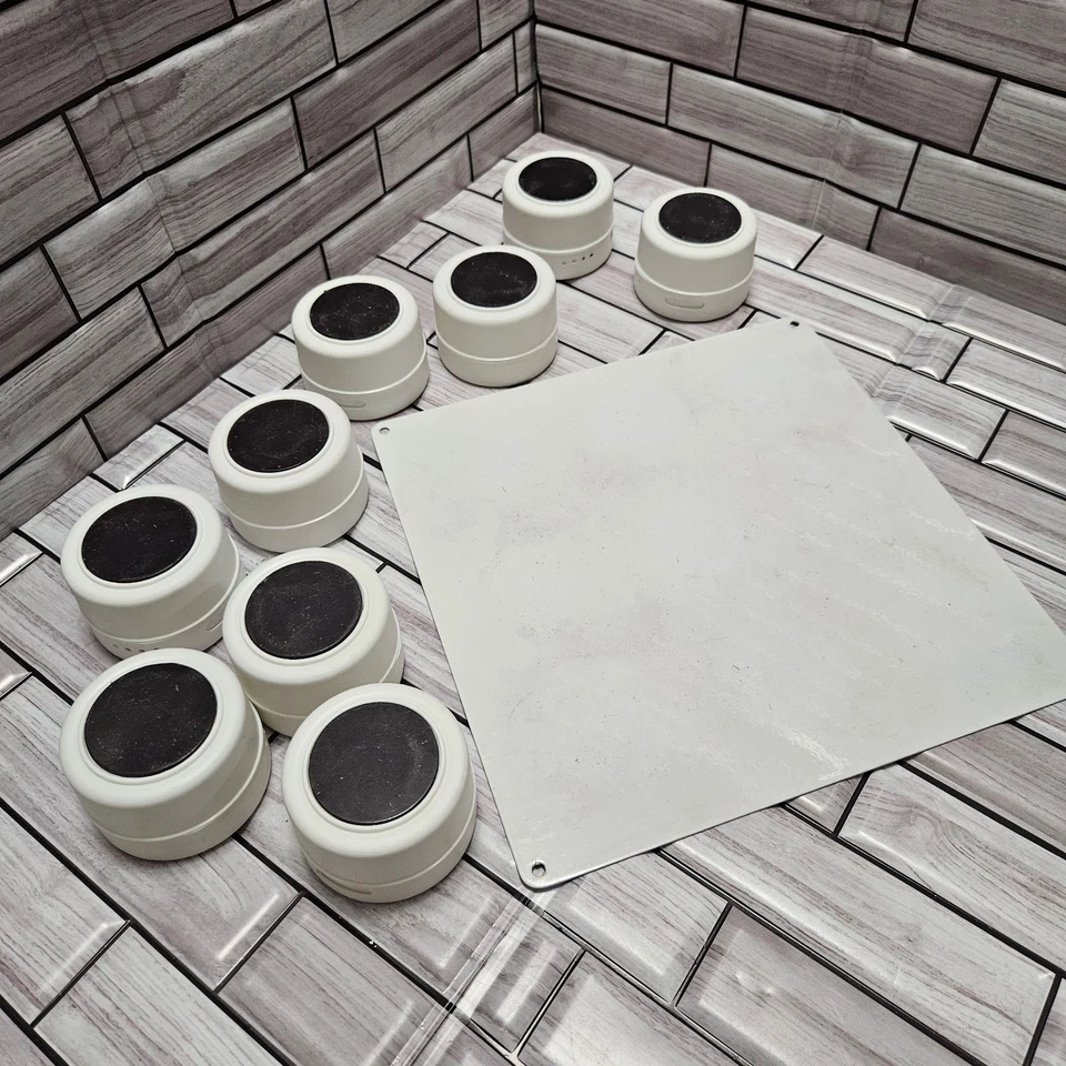 Paquete de 9 latas magnéticas de especias de 2,5 pulgadas con placa de pared de metal blancas  Foto 4 de 4