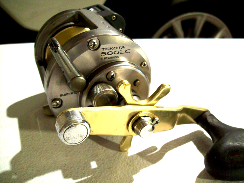 SMOOTH AND STRONG SILVER SHIMANO TEKOTA 500LC TROLLING FISHING REEL