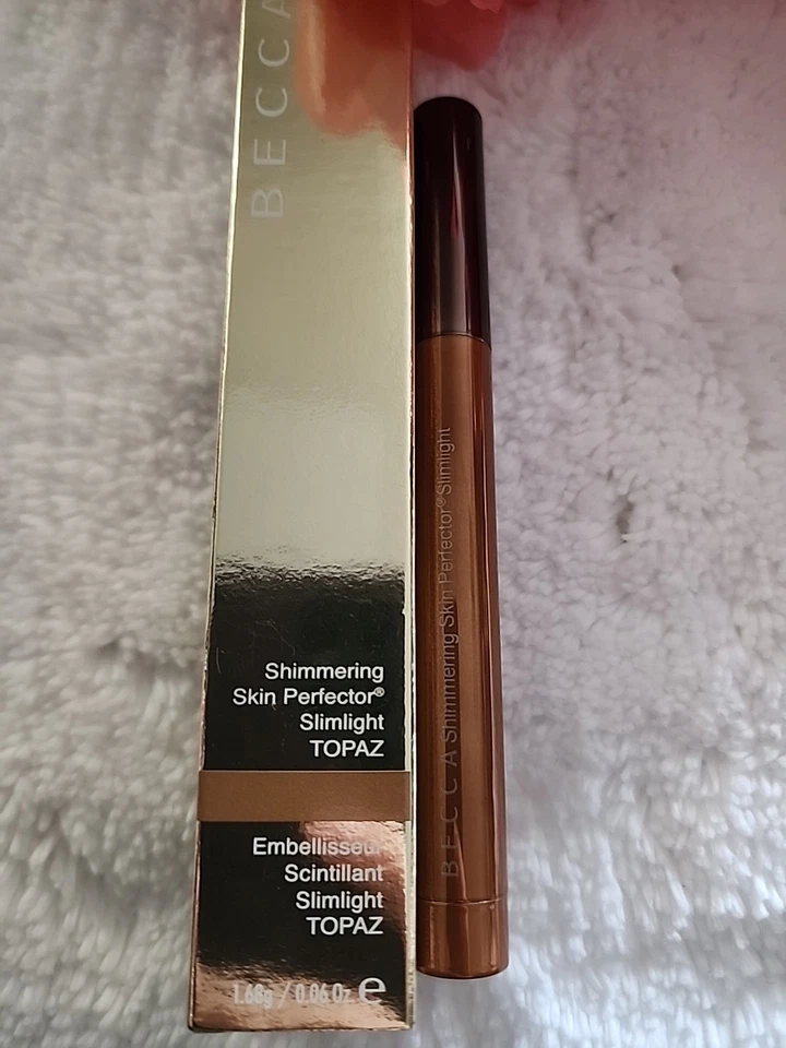 BECCA Jaclyn Hill Shimmering Skin Perfector Slimlight Highlighter -Topaz - Image 2 of 3