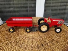 Vintage ERTL International Farmall Tractor & Hay Wagon 1/16 Diecast STK #415 