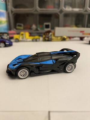 2023 HOT WHEELS  BUGATTI BOLIDE Real Riders Wheel Swap BLACK HW EXOTICS