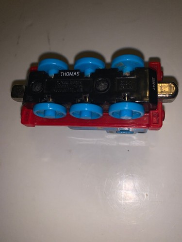 2009 Gullane Thomas the Train Christmas Thomas Die Cast By Mattel - Picture 8 of 8