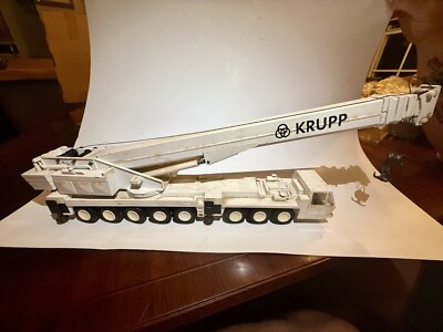Krupp 250 Ton 8-axle Truck Crane - White