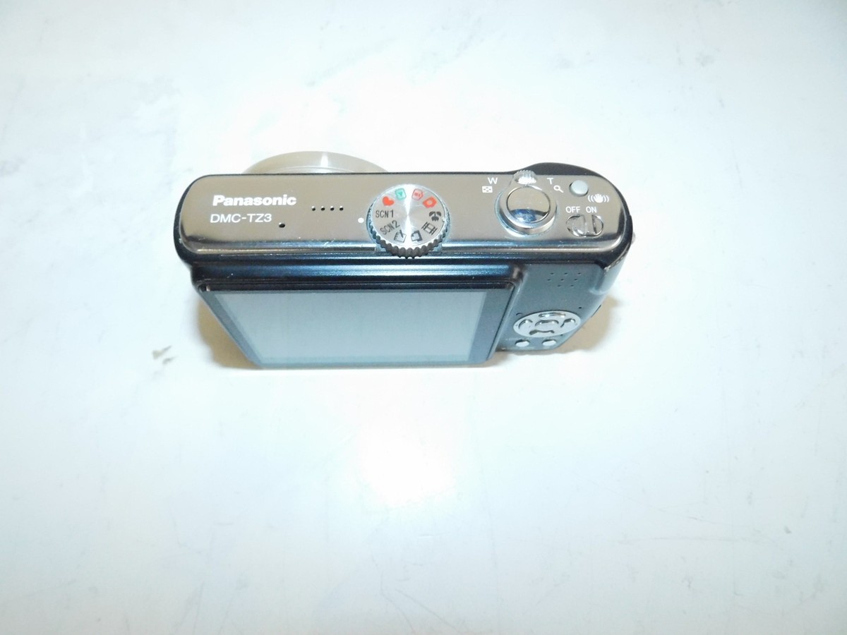 Panasonic LUMIX DMC-TZ3 7.2MP Digital Camera - Silver for