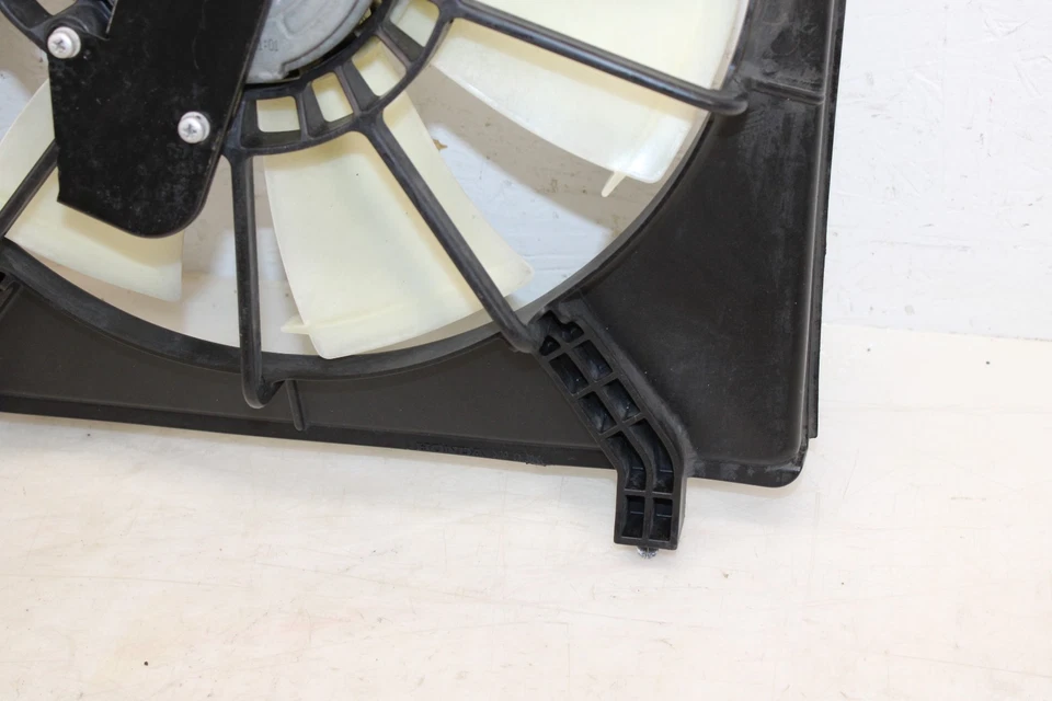 2015-2020 Acura TLX 2.4l Radiator Fan Set OEM MA52 - Image 3 of 4