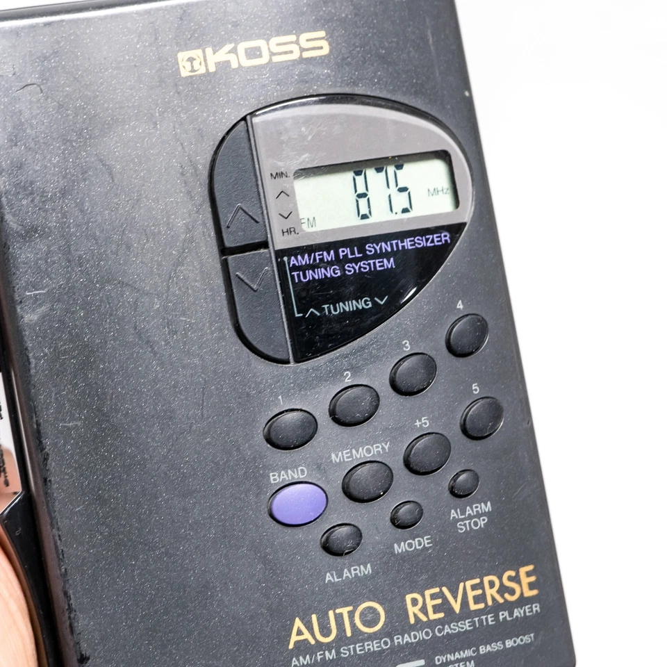⭐ Кассетный плеер Koss FM/AM Walkman PP105 с наушниками - обслуживаемый ~ РАБОЧИЙ ⭐ - Изображение 3 из 4