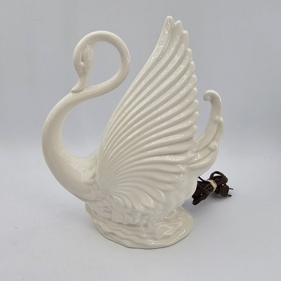 VTG 50s Glossy White Swan TV Lamp Maddux California Pottery USA Bakelite Socket