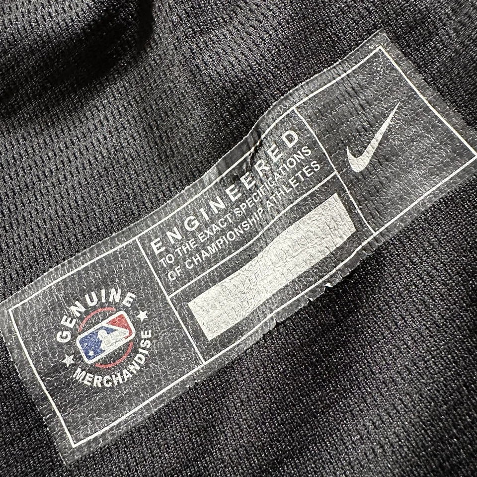 Nike Houston Astros Jose Altuve #27 Youth Small Black Gold Baseball Jersey MLB - Image 4 of 4