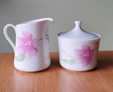 Vintage Corelle Corning Pacifica Sugar Bowl with Lid & Creamer Set