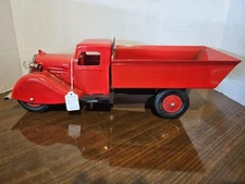 WYANDOTTE DUMP TRUCK PROFESSIONALLY RESTORED