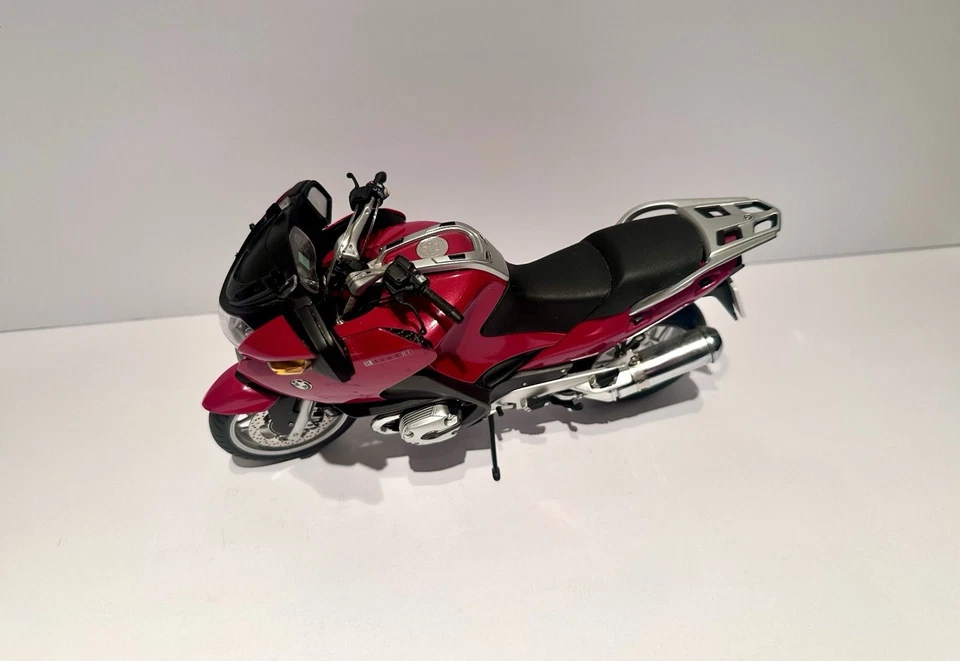 Autoart BMW R1200RT 1/10 Scale Diecast Motorcycle Model READ DESC. - Image 2 of 4