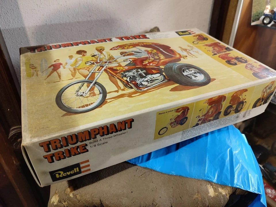 Triumphant Trike Revell 1/8 - Immagine 2 di 4