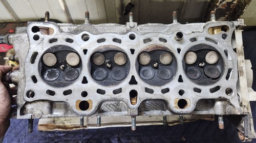 D15Z1 D15B P07 Cylinder Head - Picture 3 of 6