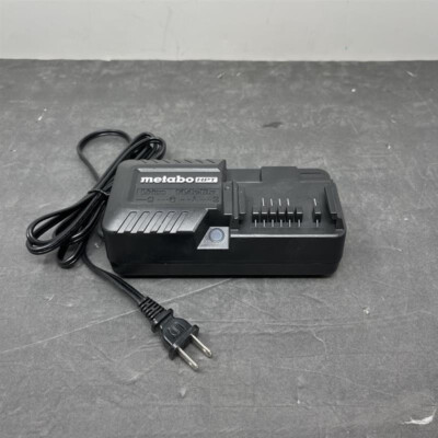 Metabo HPT UC18YKSL 14.4-18V Li-Ion Battery Charger - Black/No  Box Included