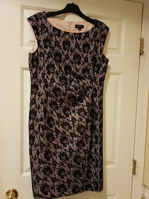 Tahari Bonded Lace Dress Ladies Party/Cocktail. Size 12 Arthur S Levine | eBay Tahari Bonded Lace Dress Ladies Party/Cocktail. Size 12 Arthur S Levine | eBay