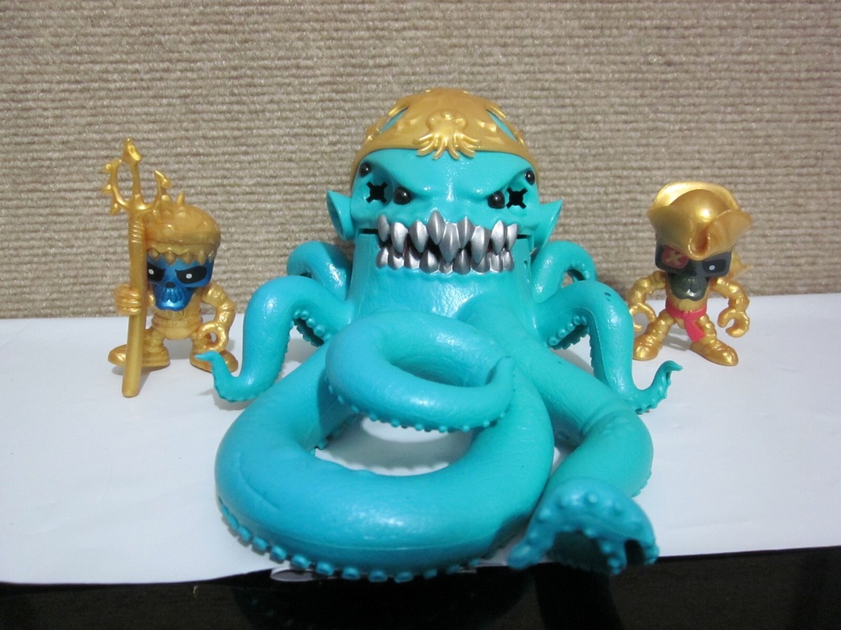 Treasure X Sunken Pirate Ship Kraken Figure Octopus Playset Piece