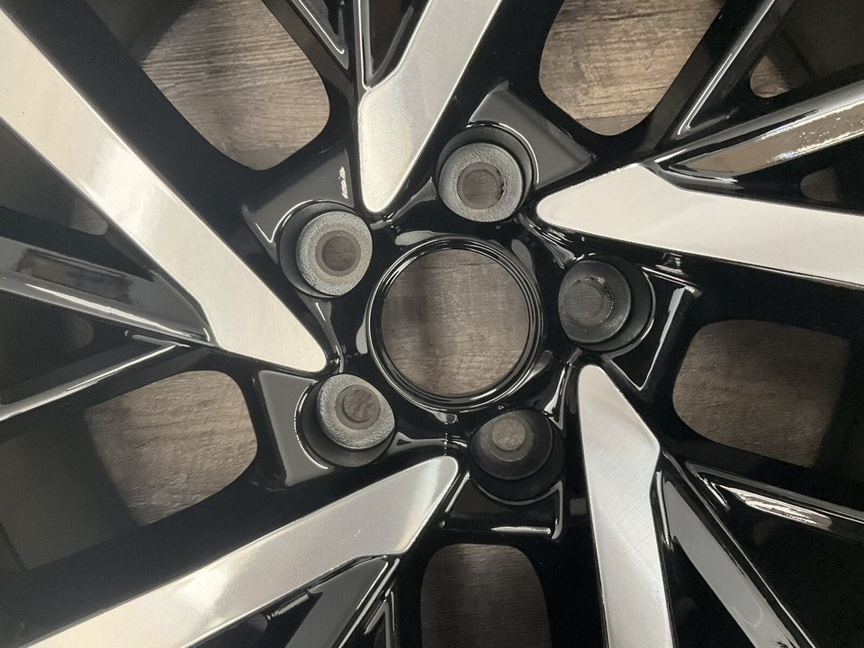 Mitsubishi Outlander 2022 2023 95149 65866 OEM wheel rim 20 x 8 CnC ...
