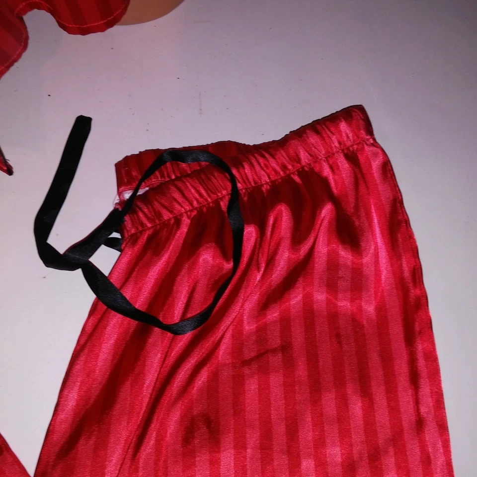Gilligan & O'Malley Pajama Set Small Red Stripe Long Sleeve Pants Pit to Pit 20" - Image 4 of 4