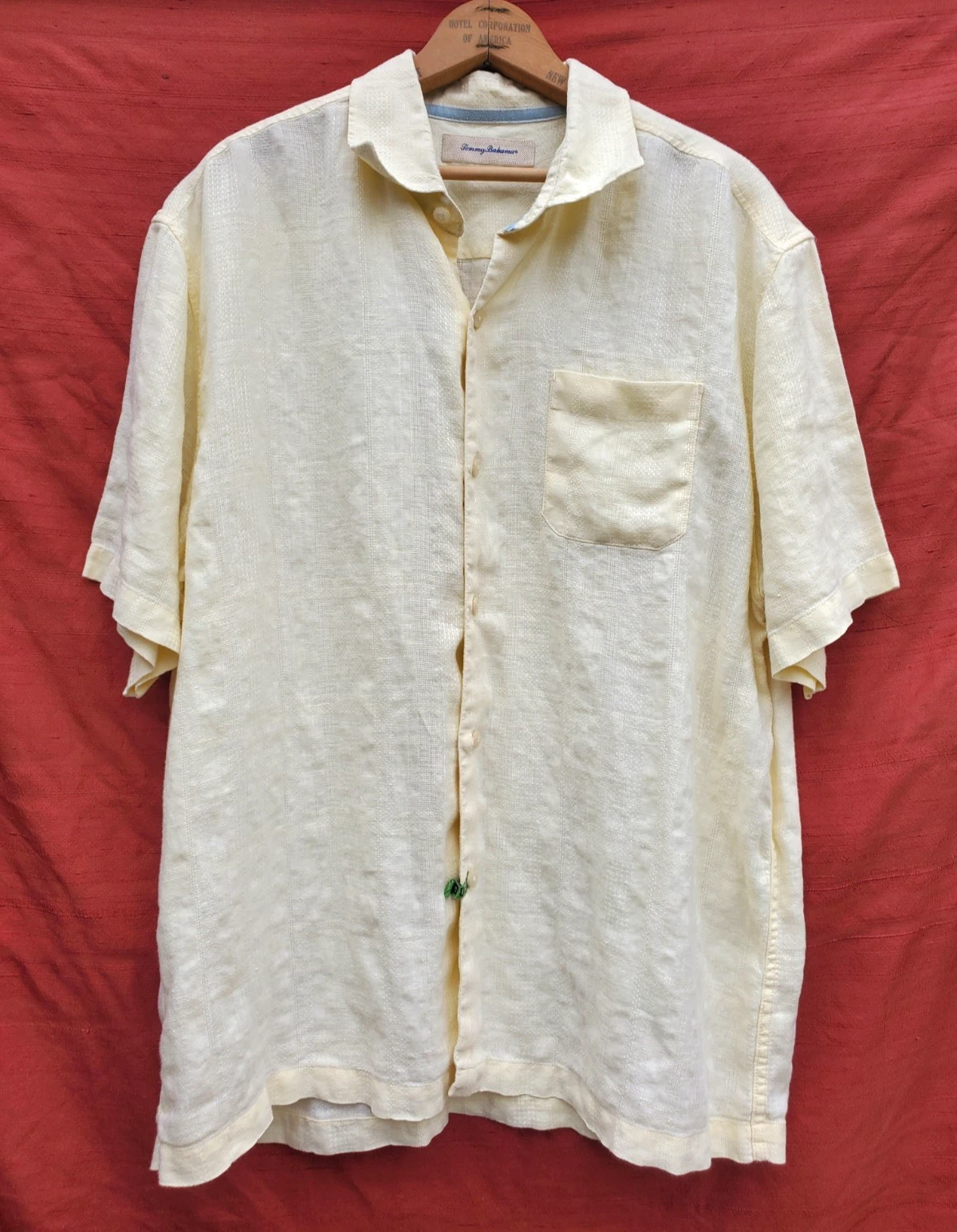 TOMMY BAHAMA light yellow mens size XL 100% linen button-up shirt - beach Hawaii
