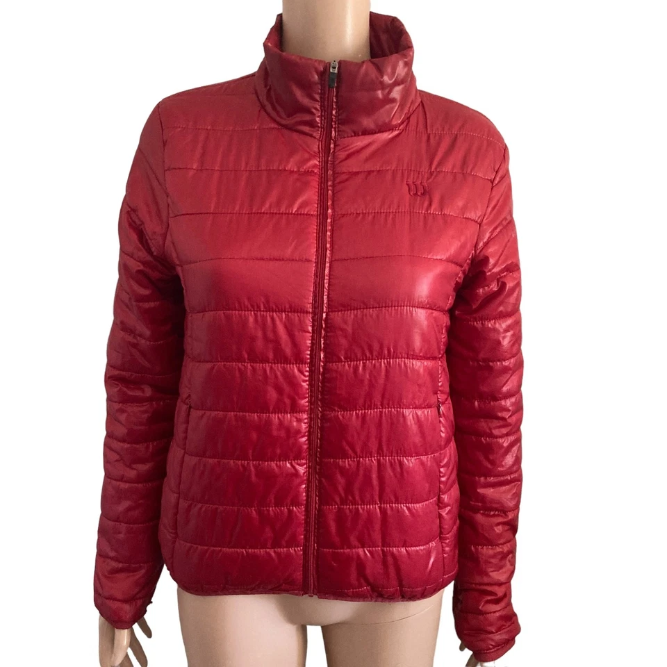 Chaqueta acolchada Wilson Sportswear para mujer pequeña roja ligera Foto 3 de 4