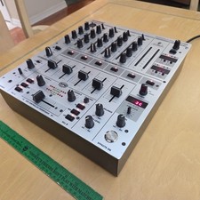 Behringer Mixer DJ Professionale 5 Canali DJX700 con Processore Multi-FX
