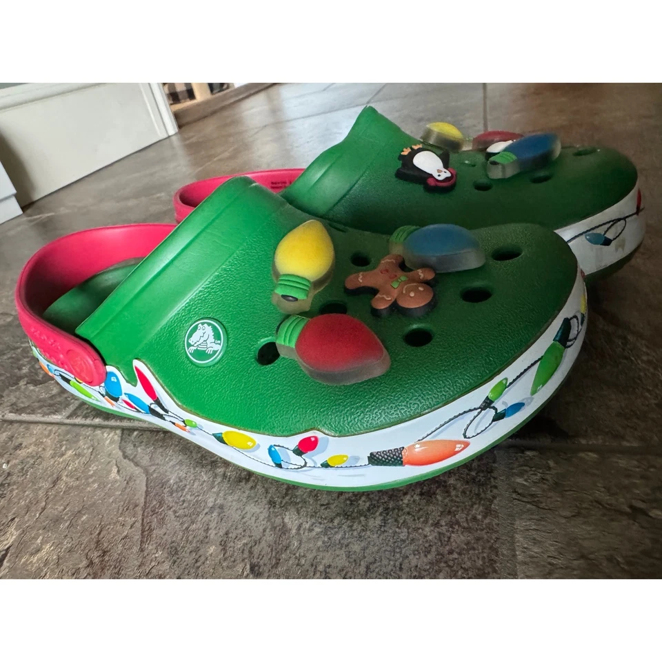 Crocs Christmas Lights Clogs Holiday Jibbitz Green Pink Fun Shoes Size 7 - Image 4 of 4