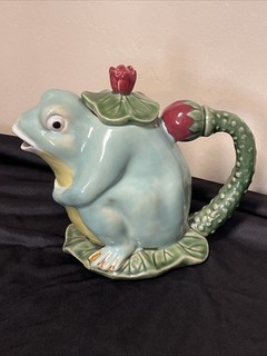 Vintage Henrickson Imports Majolica Style Glazed Ceramic Frog Teapot