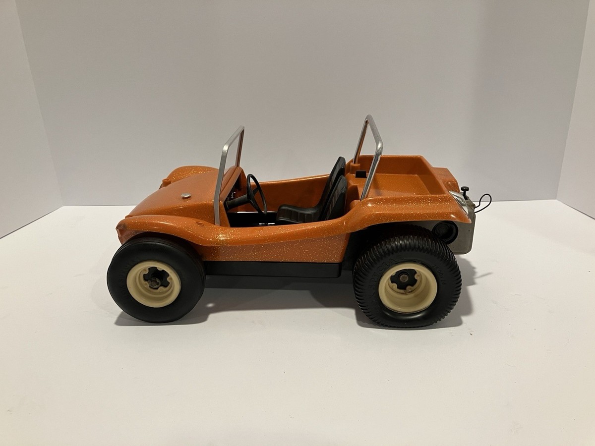COX　049  GAS  POWERED  BAJA  BUG Vintage's COX Gas Powered Orange Dune Buggy With .49 Engine