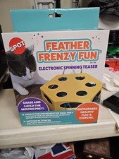 Feather Frenzy Fun. Electronic Spinning Teaser For Cats
