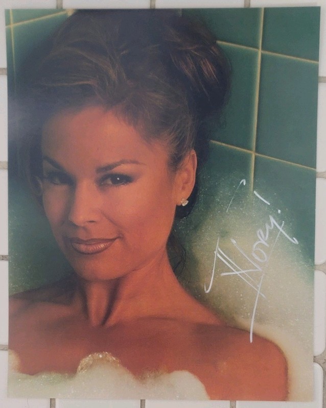 IVORY signed 8 X 10 photo WWE WWF GLOW pro wrestling autograph 