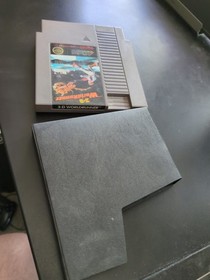 3-D WorldRunner Nintendo NES 1987 Tested and Working Cart and Sleeve