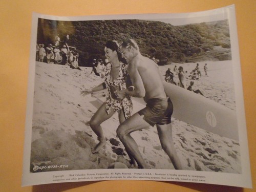 SUSAN HART TAB HUNTER RIDE THE WILD SURF BIKINI A ORIGINAL VINTAGE movie photo