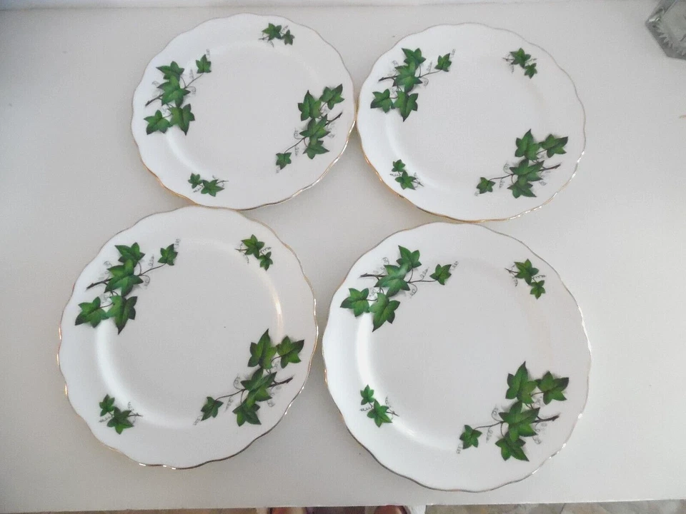 Juego de 4 tazas/platillos/platos de postre Royal Kent Ivy Pattern Staffordshire Inglaterra Foto 4 de 4