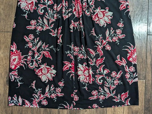 J Jill Wearever Collection Shift Dress Size L Black Red Gray Floral Short Sleeve - Picture 13 of 14